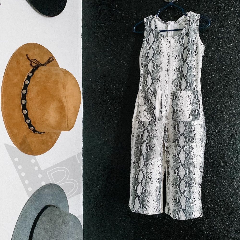 👧🏽 Toddler Snake Skin Romper 👧🏽